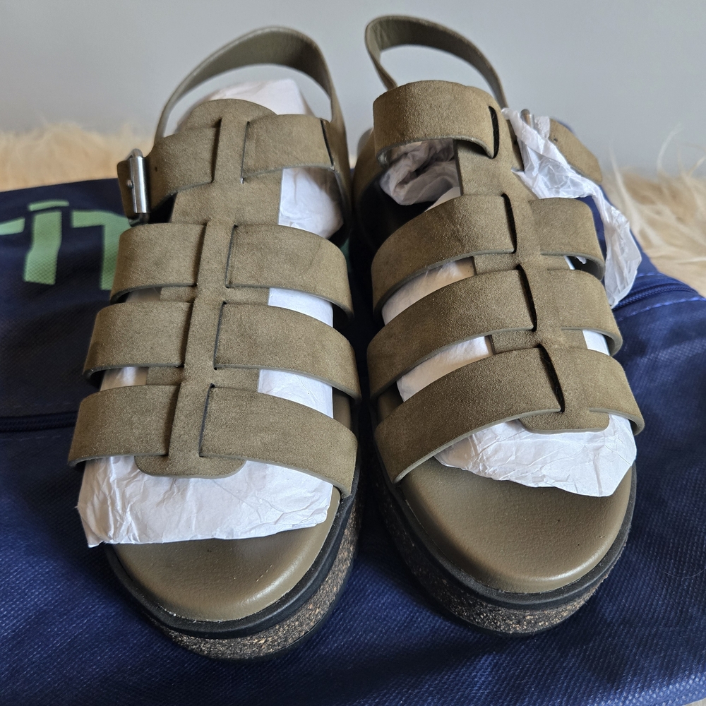 MIA Olive Green Strappy Platform Sandals with Buckle Size 7 - Picture 3 of 5